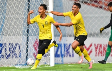 Nghe lời vợ, ngôi sao của đại diện Đông Nam Á rút lui khỏi ĐTQG