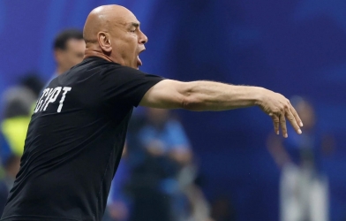 CHÍNH THỨC: FIFA 'treo giò' HLV Ai Cập sau tranh cãi với Argentina