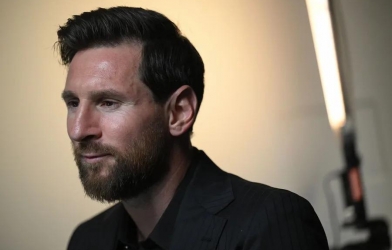 Bất chấp lịch luyện tập cùng Inter Miami, Messi vẫn làm một điều vì cha quá cố