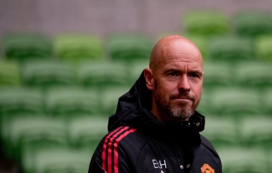 Làm tất cả vì MU, HLV Ten Hag bị người cũ 'cạch mặt'