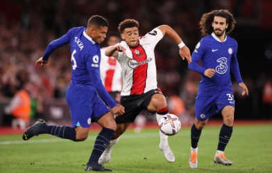 Hàng thủ thảm họa, Chelsea nhận thất bại đầy cay đắng