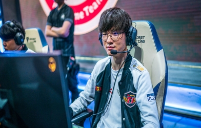 LCK mùa hè 2021: Faker thi đấu thăng hoa, T1 dễ dàng hủy diệt BRO với tỷ số 2 - 0