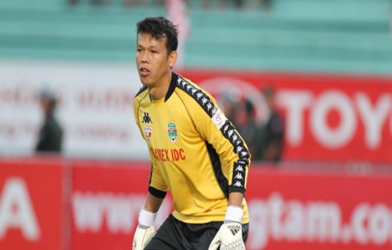 Thủ môn Bùi Tấn Trường kể về quãng thời gian 7 tháng không được thi đấu, nhiều hôm stream 3 - 4 tiếng chỉ có 10 người xem