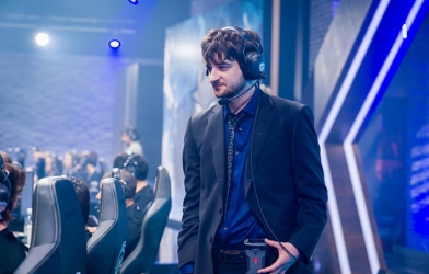 LMHT: HLV trưởng của Rogue cho rằng SofM là một người đi rừng rất giỏi và đủ khả năng để thi đấu tại LEC