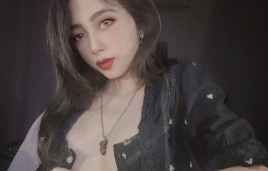 LMHT: Nữ trọng tài sexy của giải đấu VCS khiến người xem mê mệt