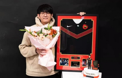 Nhà cựu vô địch CKTG 2019 tuyên bố giải nghệ