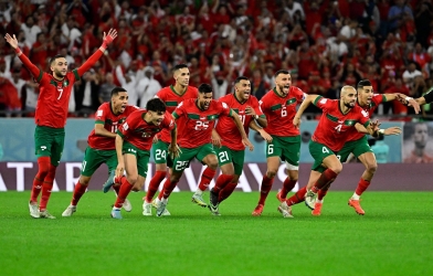 CHÍNH THỨC: Ma Rốc chốt đội hình World Cup gây tranh cãi, 4 sao Ngoại hạng Anh góp mặt