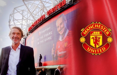 Doanh thu tăng mạnh, Manchester United vẫn phải đi vay