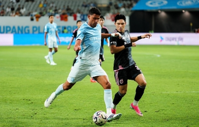 Bị đổi vị trí thi đấu, ngôi sao Man City từng phản ứng cực quyết liệt với Pep