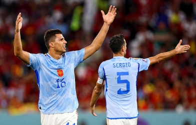 Barcelona sắp trao Rodri món quà mang đậm dấu ấn Busquets