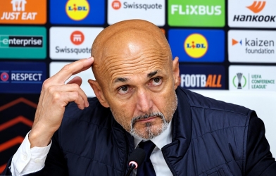 Spalletti đáp trả Conceição sau trận Juventus thắng Celta Vigo