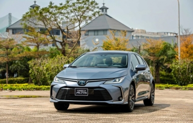 Toyota Corolla Altis 2022 chính thức ra mắt tại Việt Nam, giá từ 719 triệu đồng