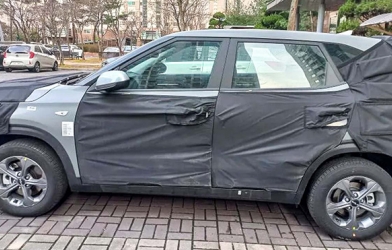 Kia Seltos thế hệ mới đã dần 'cởi bỏ' lớp nguỵ trang, dự kiến ngày ra mắt không còn xa