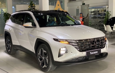 Hyundai Tucson tăng giá 'lạc' nhưng vẫn không có xe, nhiều khách hàng 'quay xe' rút cọc