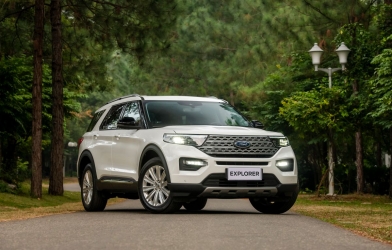 Ford Explorer 2022 bị bán kèm 'lạc' đến 300 triệu đồng, và sắp rơi vào diện 'hàng hiếm'