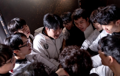 MVKE chia tay một tuyển thủ đặc biệt