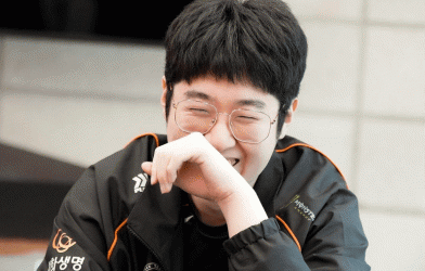 Kết quả LCK ngày 17/4: KT sẩy chân, Peanut đạt cột mốc mới