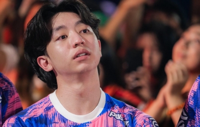 PRX f0rsakeN sau chức vô địch: ‘Tôi nghĩ đây là một phép màu’”