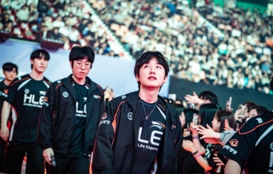 Peanut gửi chiến thư tới Levi tại LOL EWC 2025