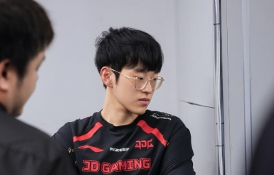 Scout: 'Người chơi đường giữa có kỹ năng tốt nhất'