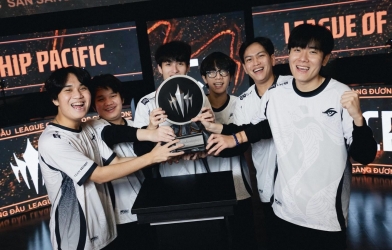 Việt Nam lần đầu vô địch giải LMHT danh giá