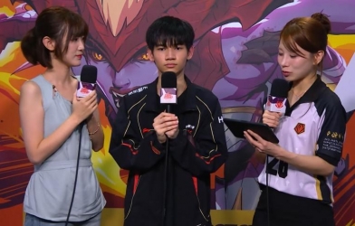 JDG HongQ nói thẳng lý do chọn Hwei trong trận gặp LOUD