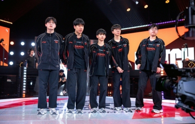 JDG đánh bại LYON, vào bán kết gặp BLG