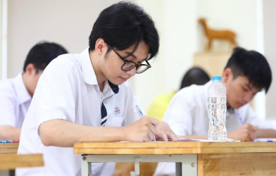 Thi môn Ngữ văn THPT 2026 lúc mấy giờ? Lưu ý quan trọng trước khi vào phòng thi