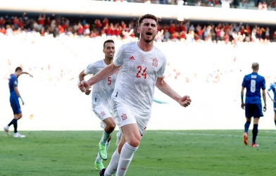 Sao Man City đánh đầu nhân đôi cách biệt Tây Ban Nha