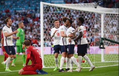 Video Anh 1-1 Đan Mạch: Bất lực phản lưới nhà