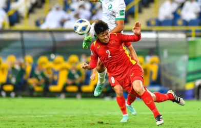 Duy Mạnh nguy cơ bị treo giò thêm 1 trận đấu tại VL World Cup 2022