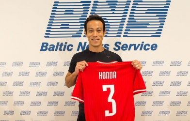 HLV ĐT Campuchia gia nhập CLB thứ 3 trong năm 2021