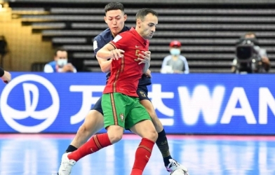 Việt Nam ‘cứng rắn’ hơn Thái Lan khi đối đầu đại diện châu Âu