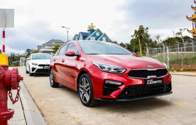 Giá xe Kia giảm gần 80 triệu đồng: Cerato rẻ ngang xe hạng B