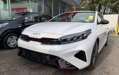 Chi tiết Kia Cerato 2021 tại đại lý: thiết kế ấn tượng, giá từ 460 triệu đồng