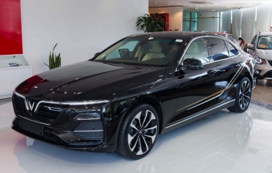 'Giật mình' khi mua VinFast Lux A2.0 với giá chỉ từ 682 triệu đồng