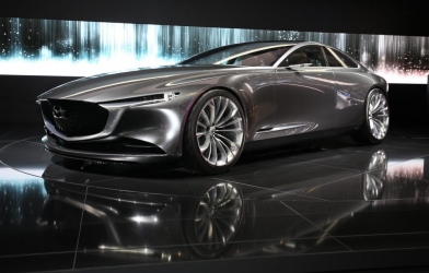 Mazda 6 thế hệ mới 'gây sốt' với thiết kế như siêu xe, động cơ “khủng”