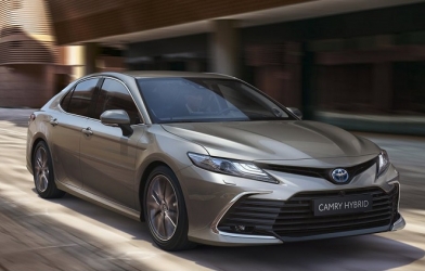 Toyota Camry 2022 sắp ra mắt tại Việt Nam, nhiều nâng cấp đấu Mazda 6