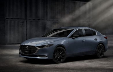 Mazda 3 2022 “gây sốt” với công nghệ lái bán tự động, giá từ 661 triệu đồng