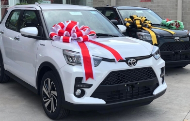 Toyota Raize về đại lý: số lượng ít, nhiều khách phải chờ sang 2022