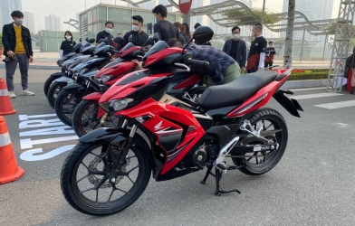 Ảnh thực tế Honda Winner X 2022 vừa ra mắt, nhiều nâng cấp đấu Yamaha Exciter