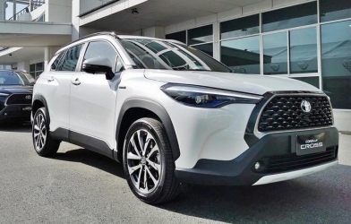 Toyota Corolla Cross bất ngờ có giá bán mới, cao nhất 928 triệu đồng