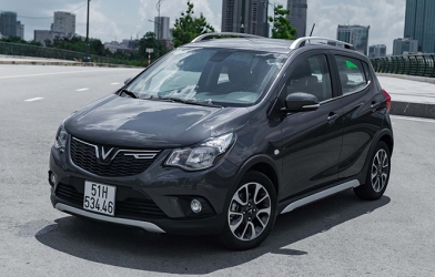 VinFast bán ra hơn 2.100 ô tô trong tháng đầu tiên năm 2022