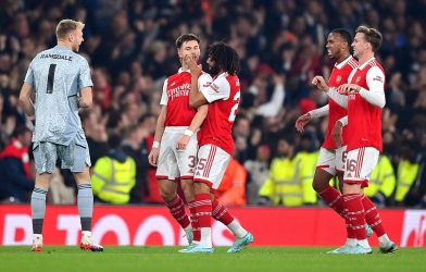 Video bàn thắng Arsenal vs Zurich: Siêu phẩm cứu nguy Arsenal