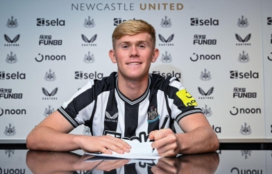 6 tin chuyển nhượng MU mới nhất 9/9: Hall gia hạn Newcastle, xuất hiện phương án thay thế