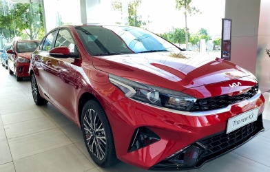 Giá rẻ, Kia K3 “thống trị” phân khúc sedan hạng C tại Việt Nam
