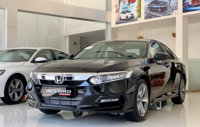 Tồn kho, đại lý “xả hàng” Honda Accord đời cũ với mức giá cực hấp dẫn