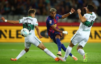 'Tuổi 18 của Yamal thật đáng kinh ngạc'