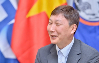 HLV Kim Sang Sik: 'U23 Việt Nam hãy coi đá với Hàn Quốc như đá tập'