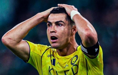 Tin xấu ập đến, Ronaldo phải rời Ả Rập bay sang Tây Ban Nha